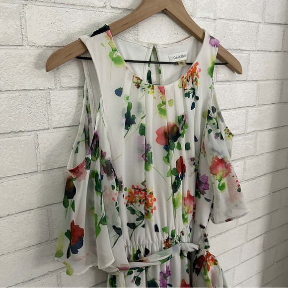 CALVIN KLEIN White Floral Cold Shoulder Belted Chiffon Maxi Dress - Picture 5 of 9